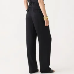 Petite straight-leg essential pant in luster crepe
