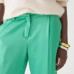 Petite straight-leg essential pant in luster crepe