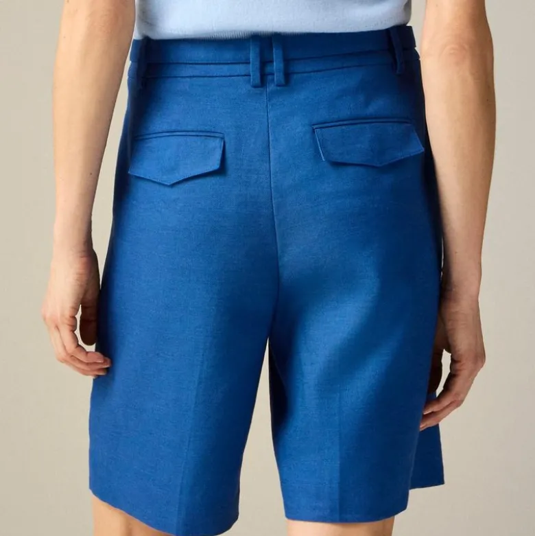 Pleated 9" trouser short in stretch linen blend