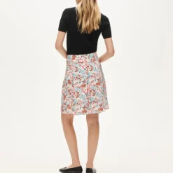 Pleated knee-length skirt in floral print
