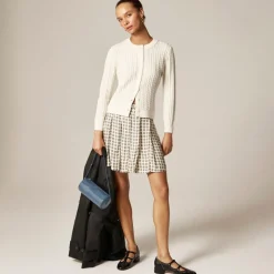 Pleated prep skirt in foulard print
