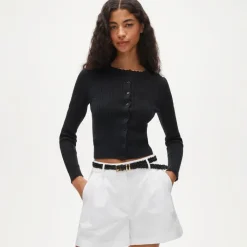Pleated short in cotton-nylon blend