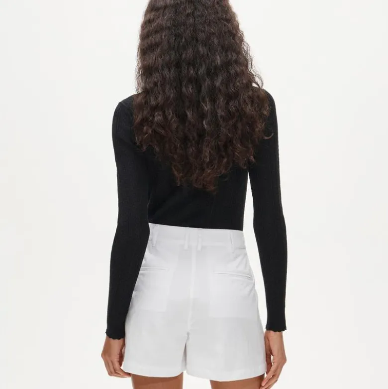 Pleated short in cotton-nylon blend