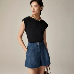Pleated short in drapey denim