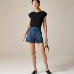 Pleated short in drapey denim
