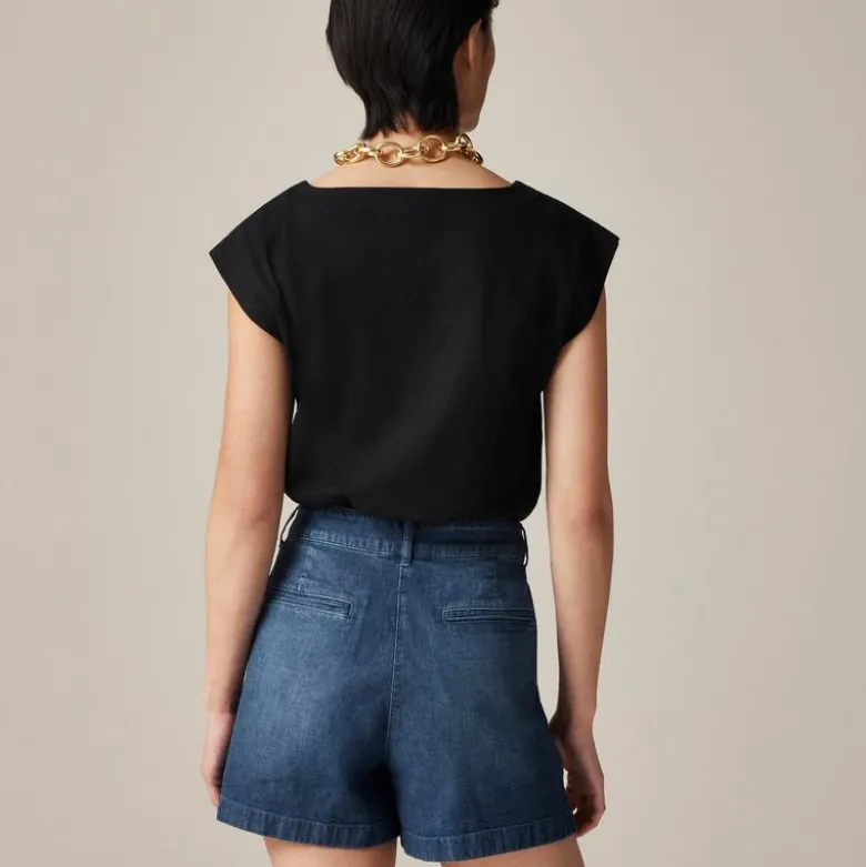Pleated short in drapey denim