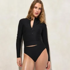 Rash guard in Classic Sculpt™