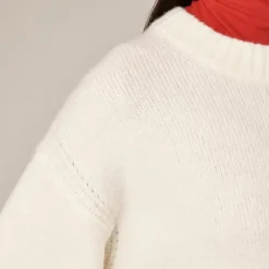 Relaxed crewneck pullover