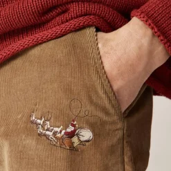 Relaxed-fit corduroy pant with Santa embroidery