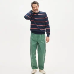 Relaxed-fit double-pleated chino pant in cotton