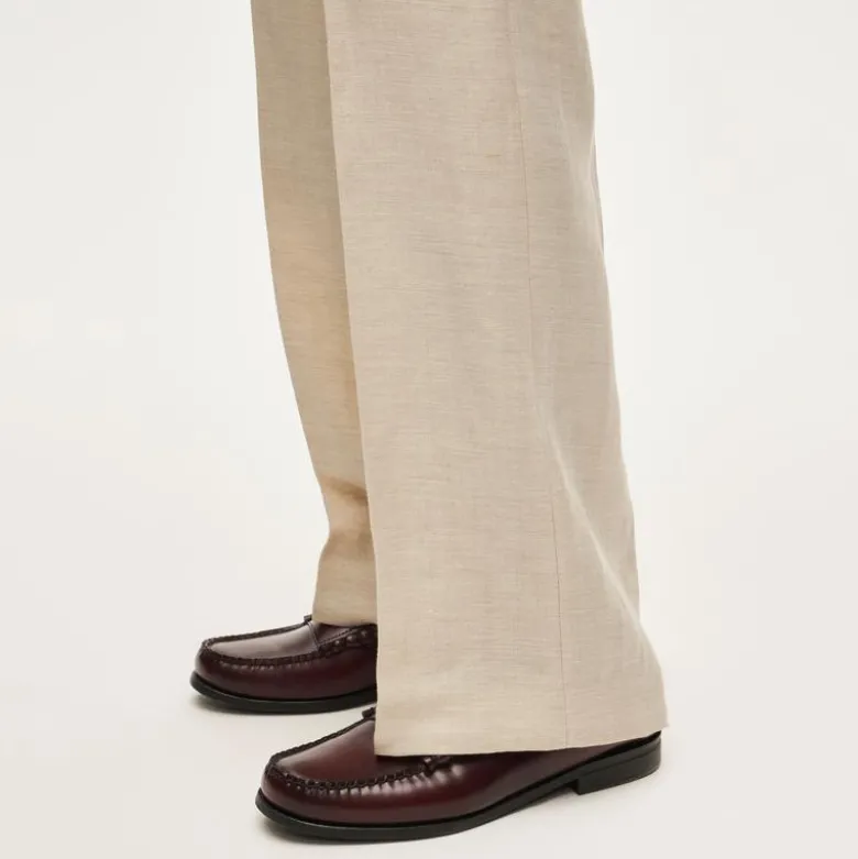 Relaxed-fit suit pant in English merino wool–linen blend