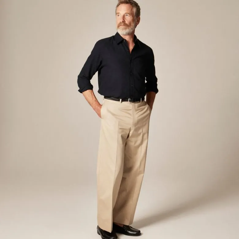 Relaxed-fit trouser in Italian cotton chino