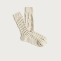 Ribbed cashmere-blend socks