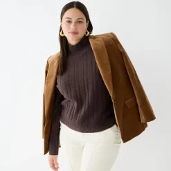 Ribbed mockneck sweater in Supersoft yarn