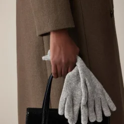 Ribbed tech-touch gloves in Supersoft yarn