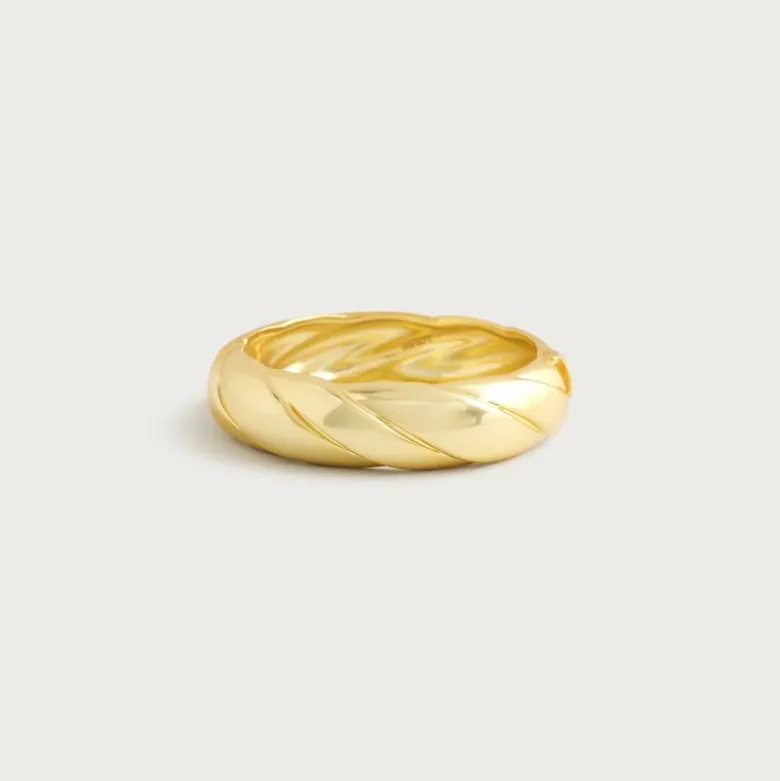 Ridged cuff bracelet