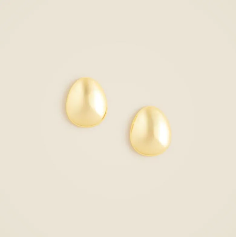 Round stud earrings