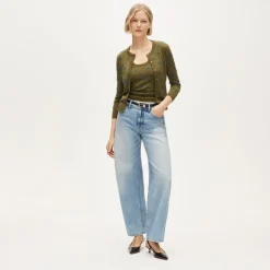 Scoopneck shell in merino wool with embellishments
