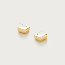 Sculptural huggie hoop earrings