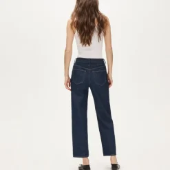Slim-wide jean