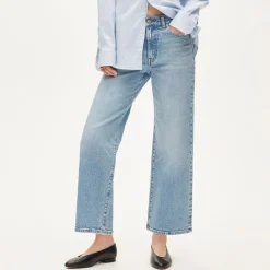 Slim-wide jean in semi-stretch