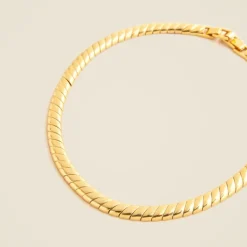 Snake chain collar necklace