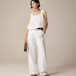 Squareneck button-back top in linen