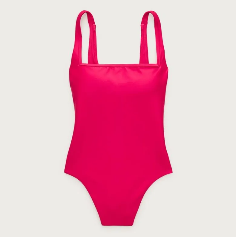 Squareneck one-piece in Classic Sculpt™