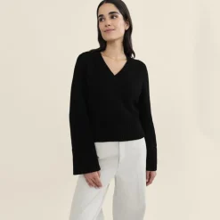 State of Cotton NYC Easton V-neck pullover sweater