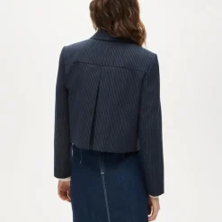 Structured jacket in Italian studio wool blend