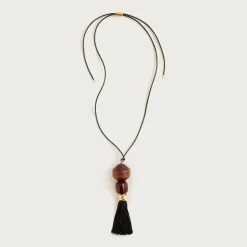 Tassel necklace with wood beads