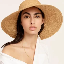 Textured summer straw hat