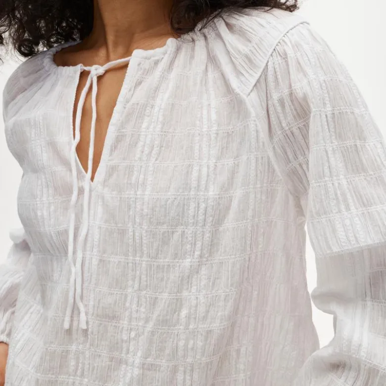 Tie-front popover top in seersucker