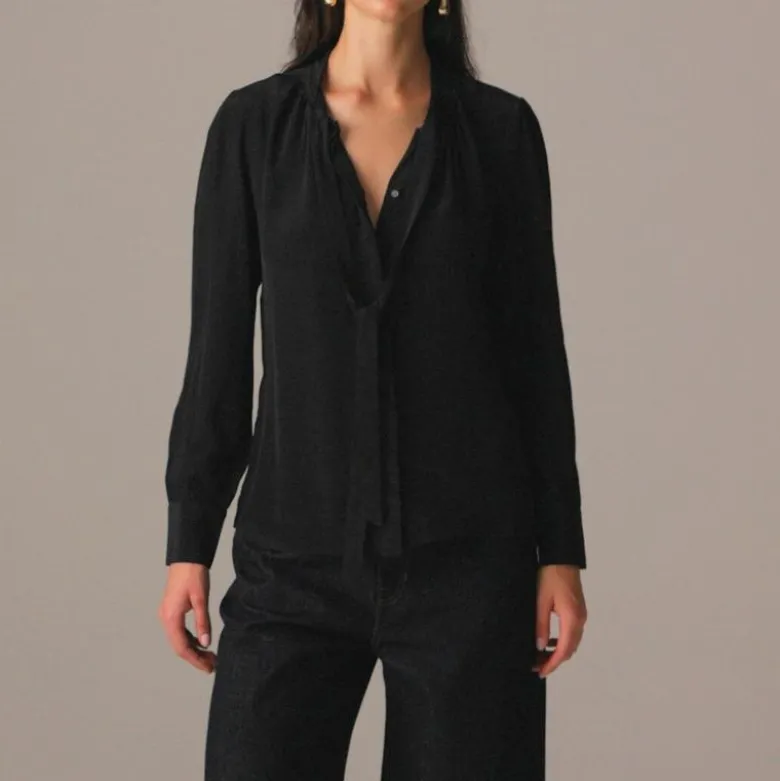 Tie-neck top in crepe de chine