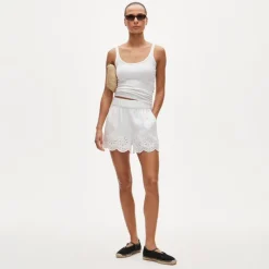 Tropez eyelet short in linen