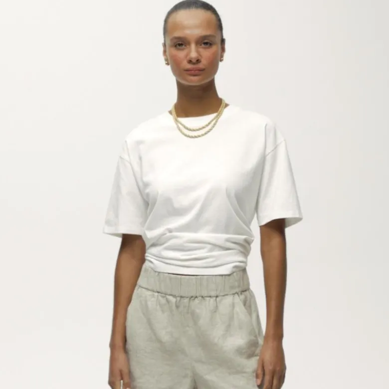 Tropez short in linen