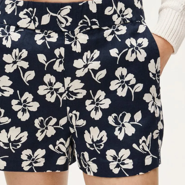 Tropez short in linen floral