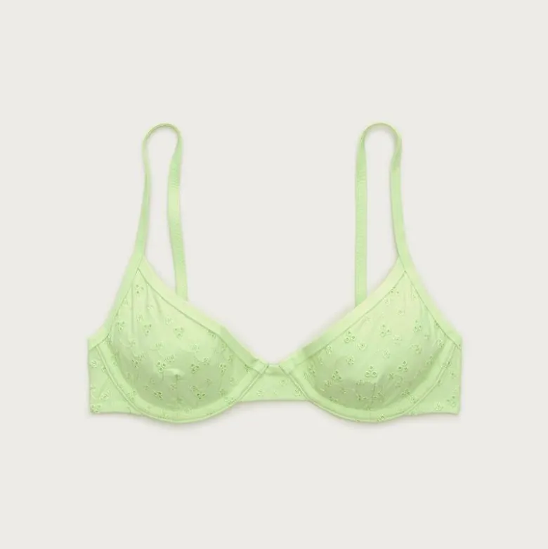 Underwire eyelet bikini top