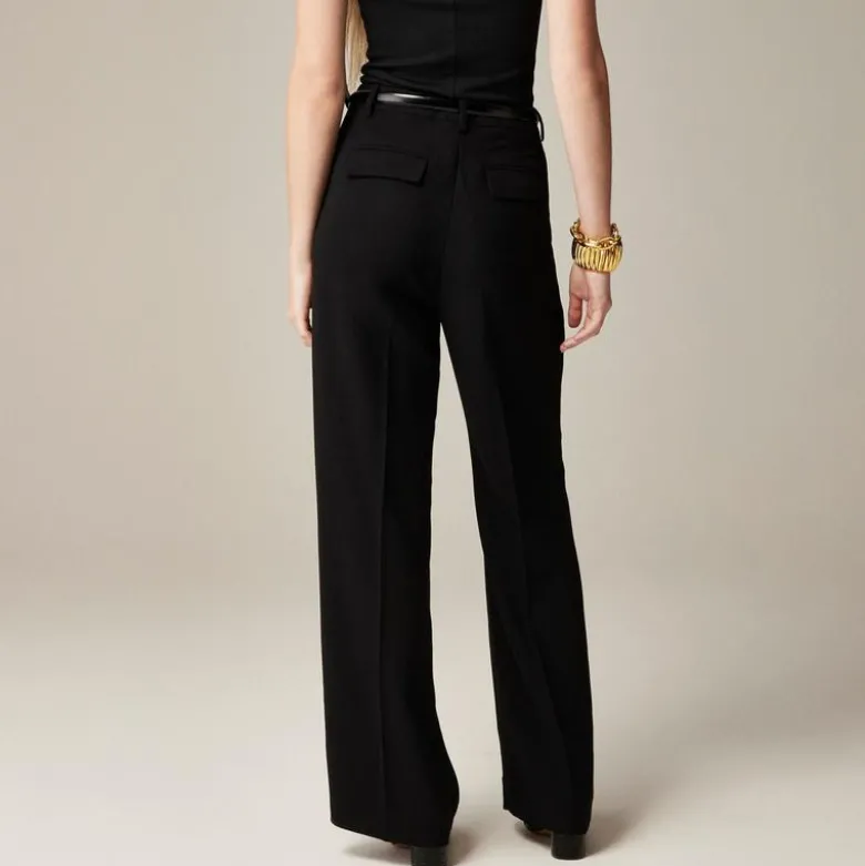 Wide-leg Essential pant in city crepe