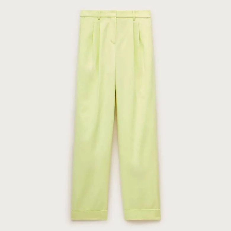 Wide-leg pleated pant