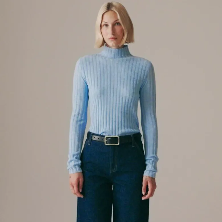 Wide-rib cashmere turtleneck sweater