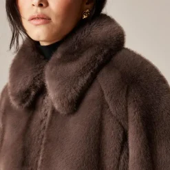 Zip-up jacket in faux fur
